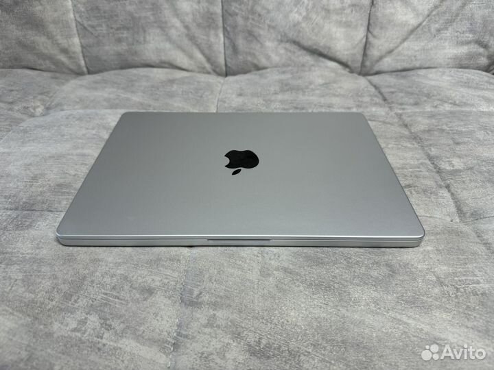 Продам Apple MacBook Pro 14 m1 16gb 512gb