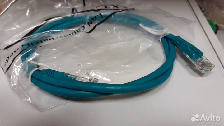 Патчкорд RJ-45, кат. 5е, 1 м., зелёный