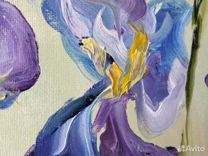 Картина маслом - синие ирисы расцвели в саду
