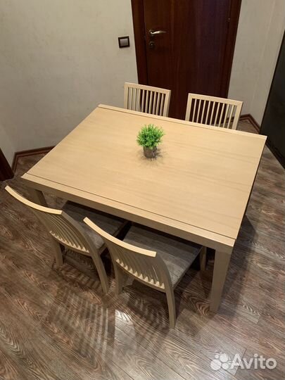 Стол обеденный со стульями б/у