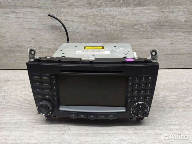 Магнитола Mercedes-Benz C W203
