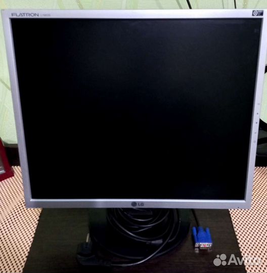 Монитор LG flatron L1953S