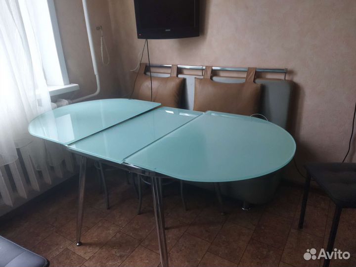 Стол стеклянный раскладной
