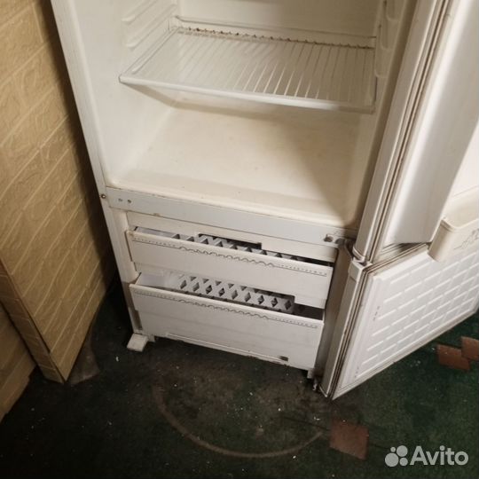 Холодильник