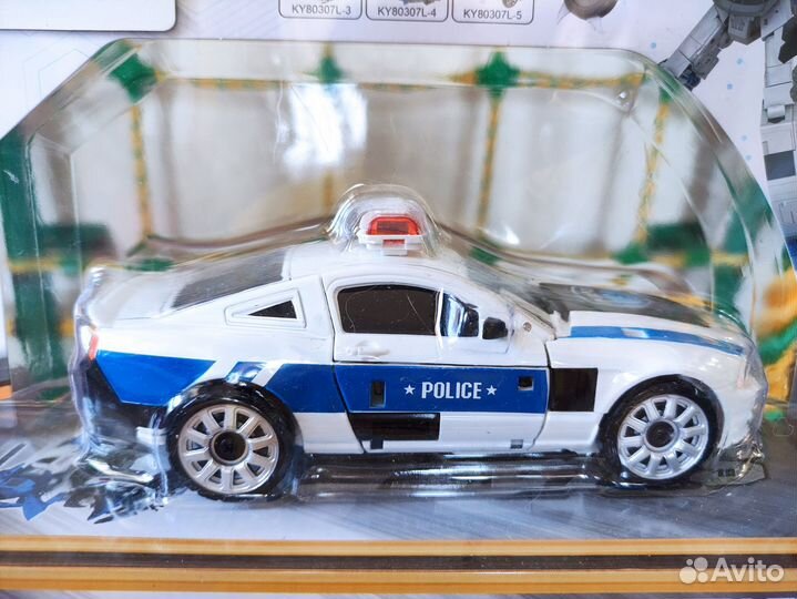 Новый робот-трансформер bazumi метал. Машинка