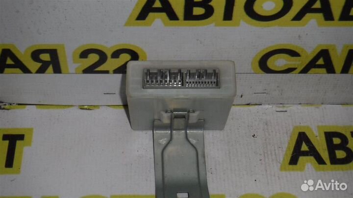 Блок электронный Nissan X-Trail (T30) 2000-2007