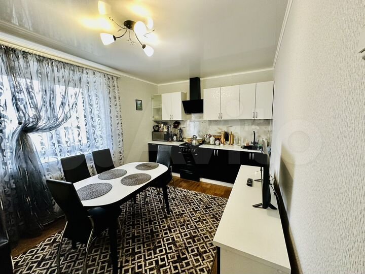 2-к. квартира, 60 м², 6/6 эт.