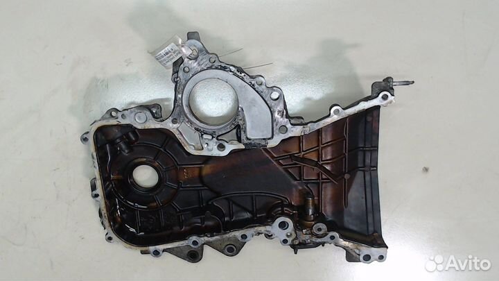 Крышка передняя двс Toyota Avensis 2, 2003