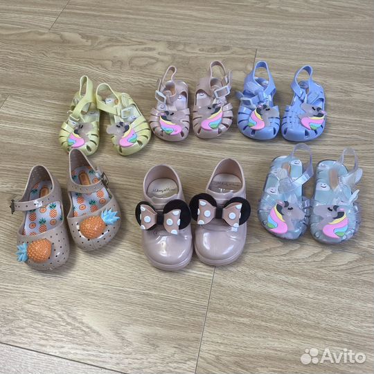 Туфли сандали для девочки mini melissa