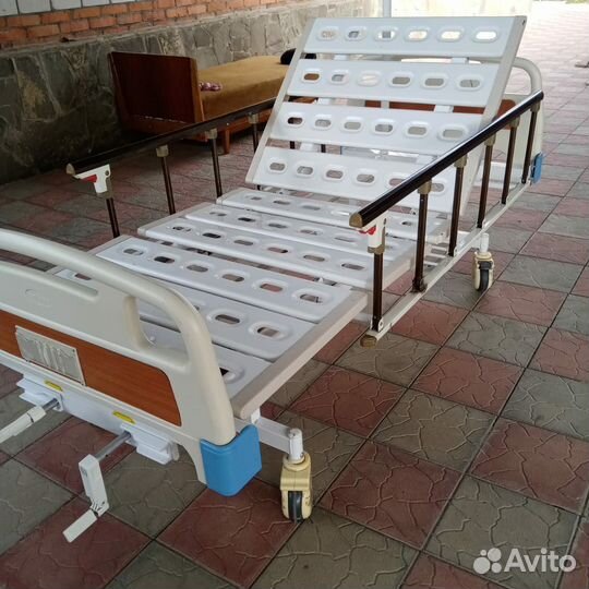 Кровать для лежачих больных с