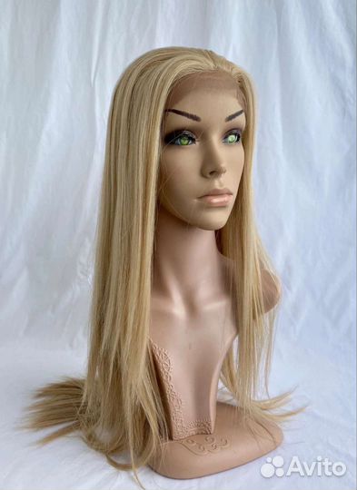 Парик новый на сетке front lace естественный блонд