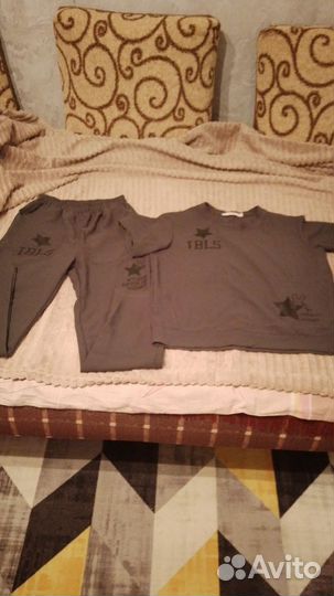 Костюм женский новый