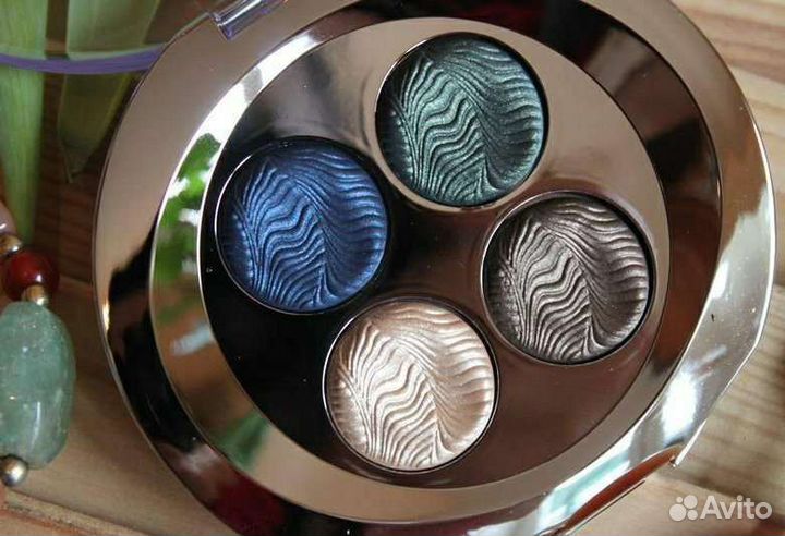 Запечённые тени для век