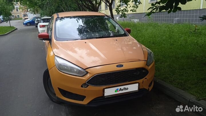 Ford Focus 1.6 МТ, 2017, битый, 400 000 км