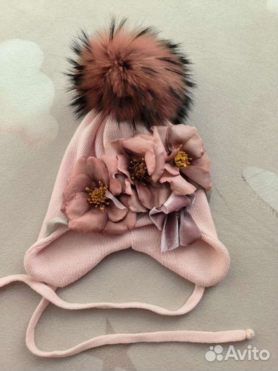 Шапка Il trenino, Италия