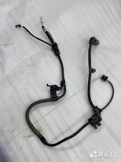 Провод датчика ABS задний правый Toyota Camry