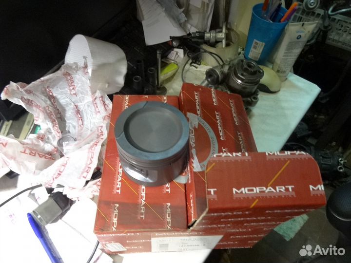 Volkswagen пассап 3.4 2е поршни 1 ремонт.новые