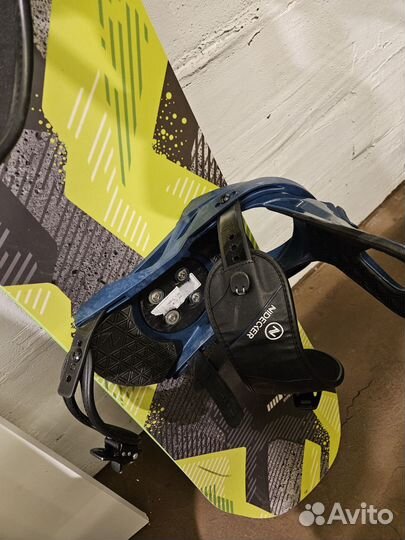 Сноуборд 159см, практически не катался на нем