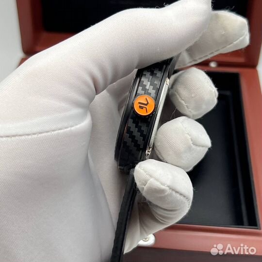 Наручные часы sevenfriday