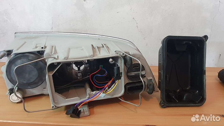 Фара левая Skoda octavia 5а