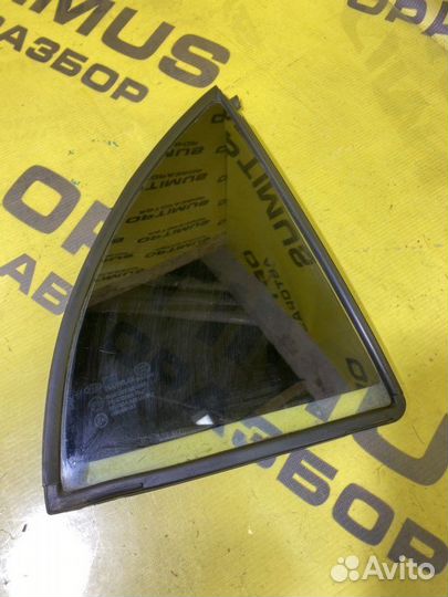 Форточка двери задняя правая Kia Rio седан A5D