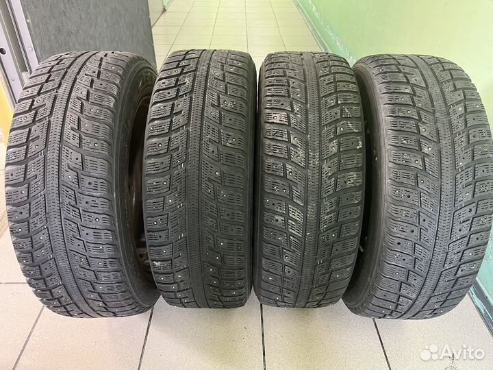 Kumho I'Zen KW22 205/60 R16 92T