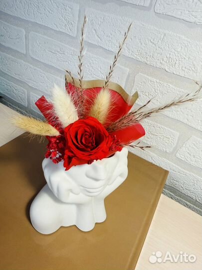 Мирр букет из стабилизированной розы и сухоцветов