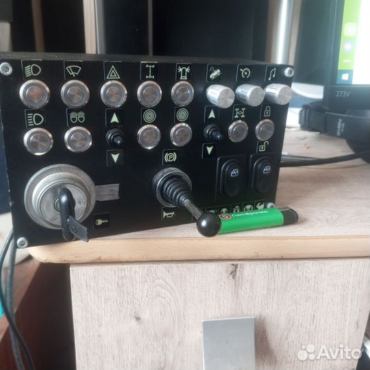 Button box