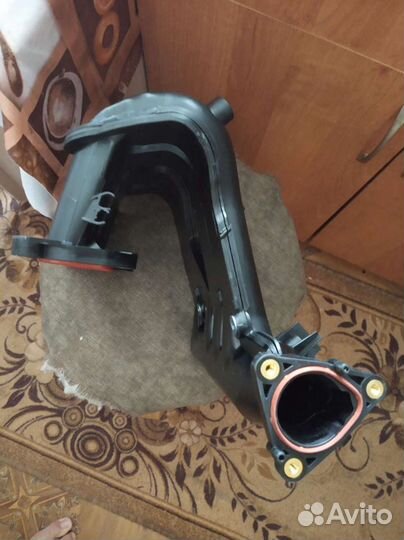 Коллектор впускной на Рено твинго