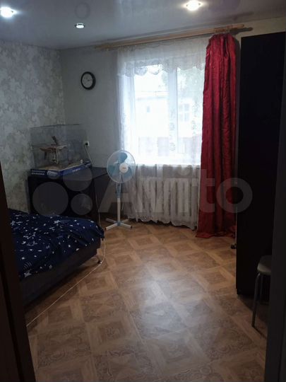 2-к. квартира, 54 м², 2/2 эт.