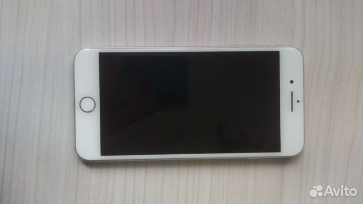 iPhone 8 Plus, 64 ГБ