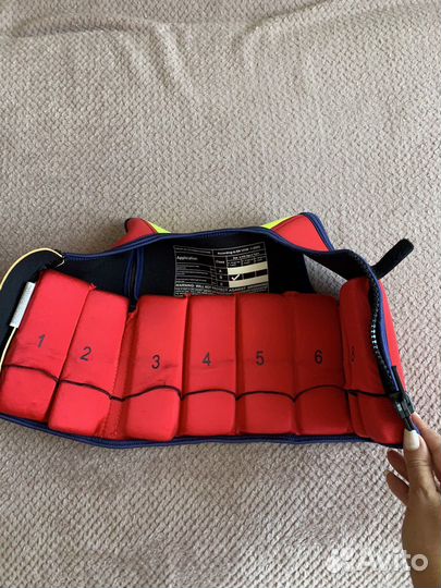 Жилет плавательный для детей