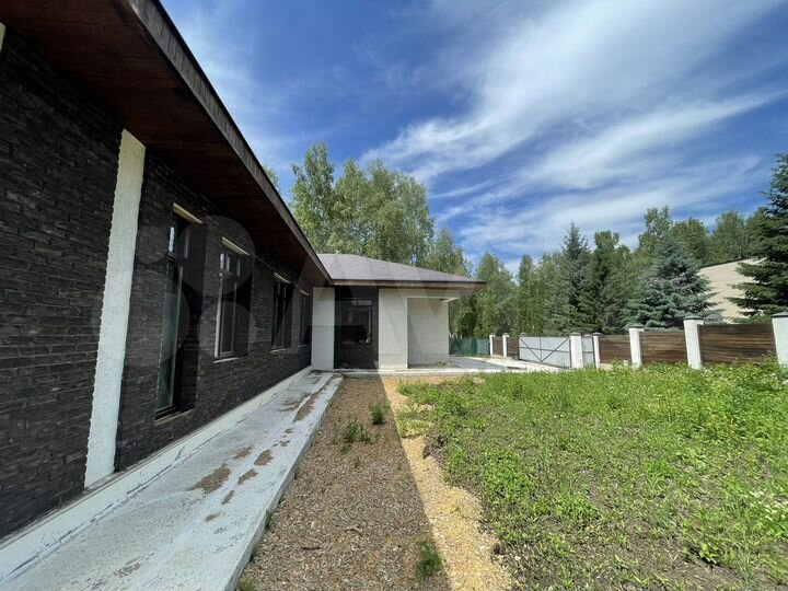 Дом 259 м² на участке 10 сот.