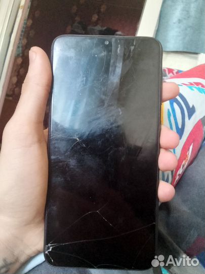 Samsung Galaxy A10, 2/32 ГБ