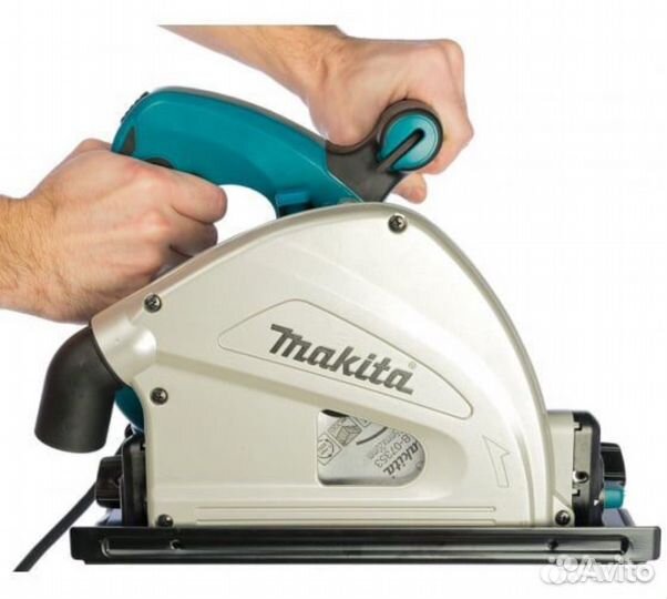 Дисковая пила погружная Makita SP 6000