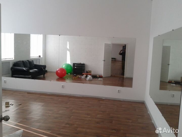 Услуги по установке стекла и зеркал