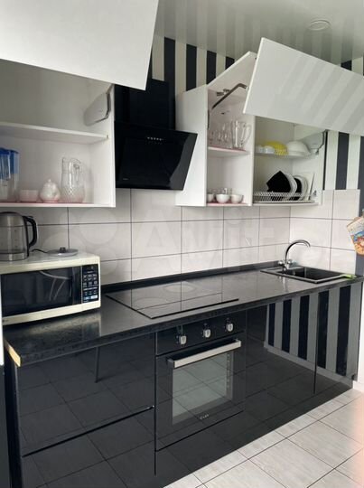 2-к. квартира, 57 м², 9/9 эт.