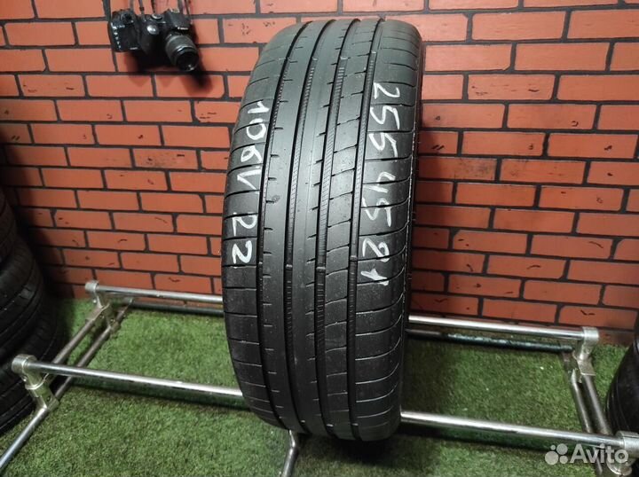 Goodyear Eagle F1 Asymmetric 3 255/45 R21 106V