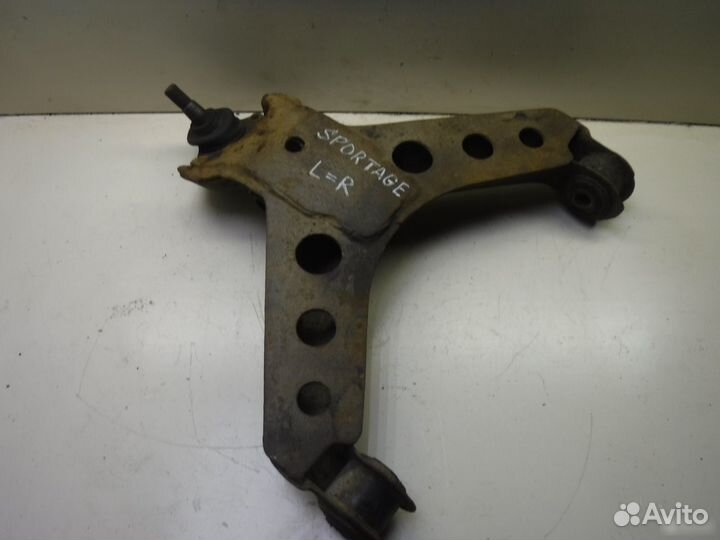 Рычаг передний нижний Kia Sportage