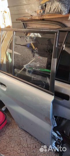 Двери с картами на Pajero Pinin 2002