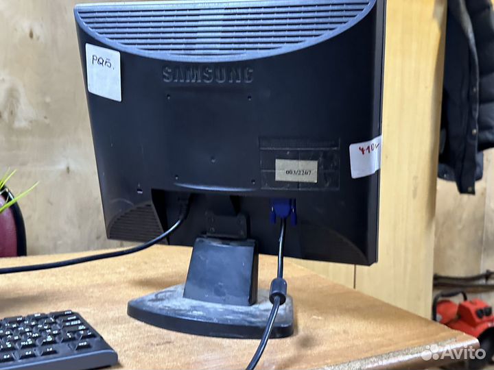 Монитор Samsung SyncMaster 710V