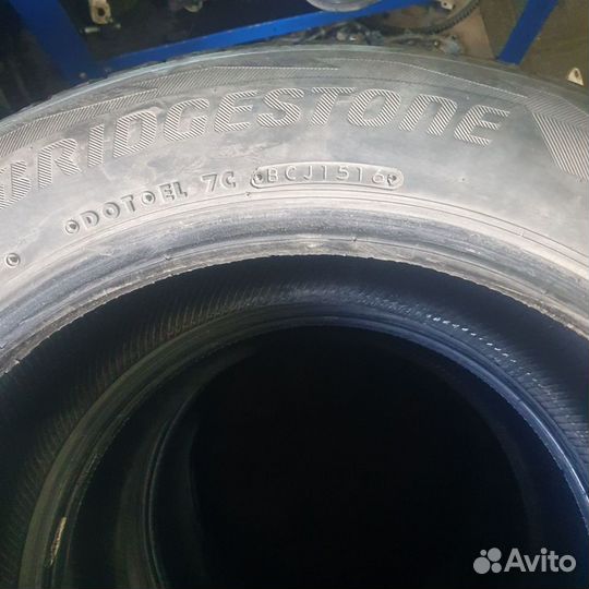 Bridgestone Blizzak DM-V2 235/55 R18