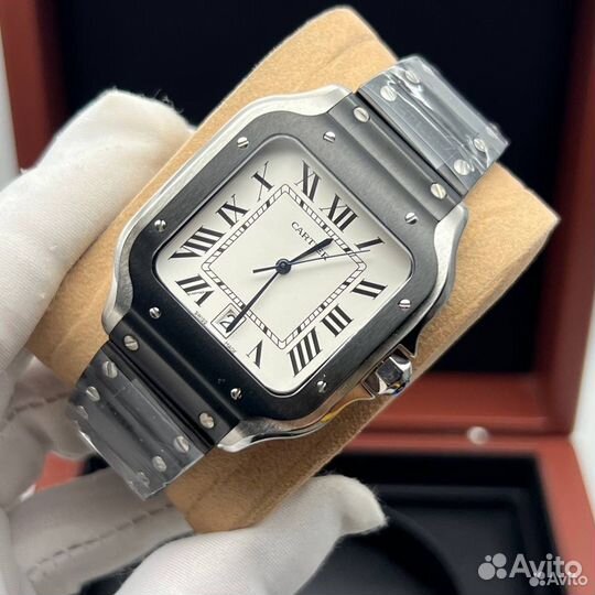 Часы красивые мужские кварцевые