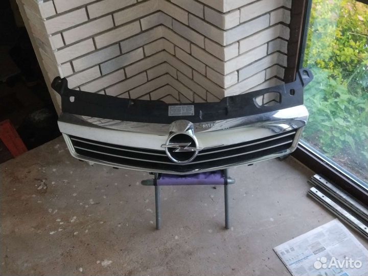 Решетка радиатора опель астра h