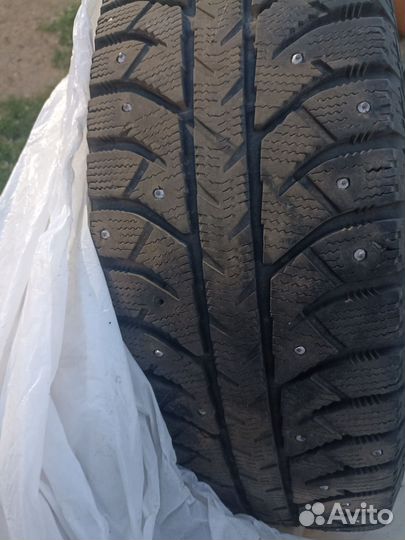 Bridgestone Ice Cruiser 7000 185/65 R15 88T