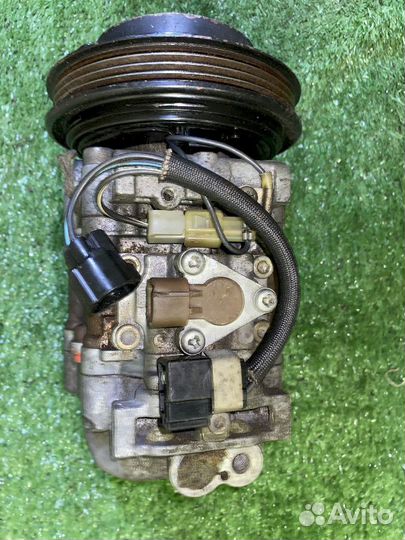Компрессор кондиционера EJ18S Subaru Legacy BC2 14