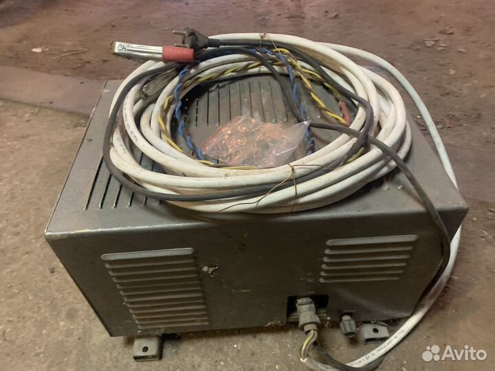 Зарядное устройство 24v