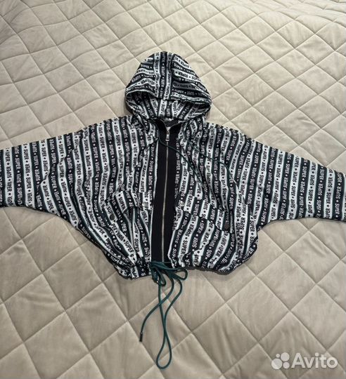 Курточка женская Reebok,Roxy