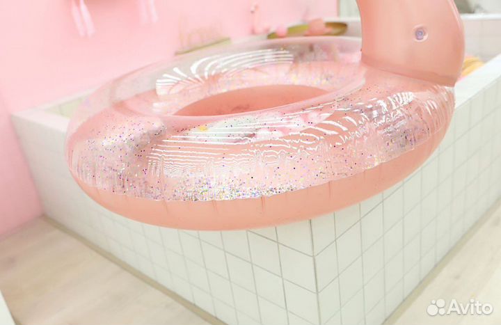 Надувной фламинго с блестками 90см