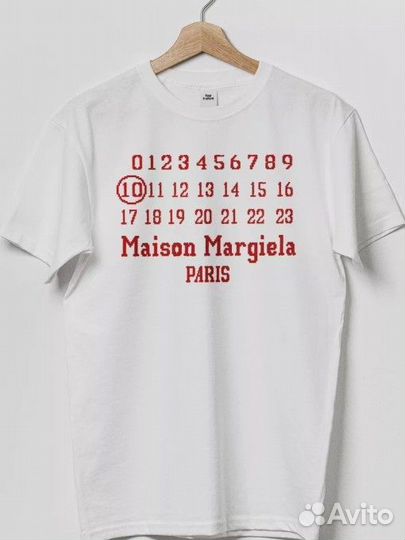 Maison margiela футболка пиксельное лого